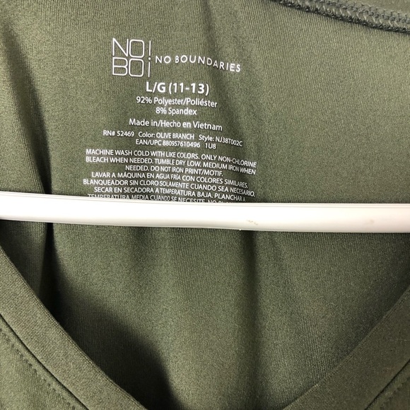 Box 1, No Boundaries Short Sleeve Top - Picture 4 of 4